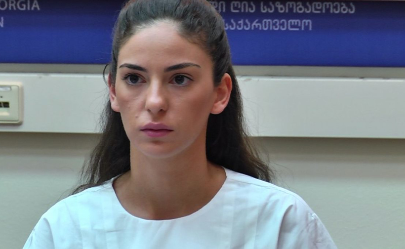 "შკოდა იდგა სახლთან, სავარაუდოდ, სუს-ი მითვალთვალებს" - თათია სამხარაძე შველას ითხოვს