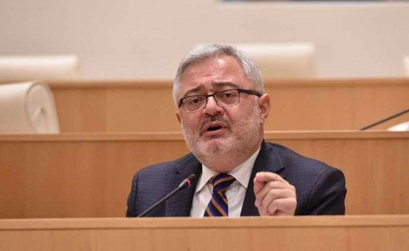 რა გეგმა აქვთ, პარლამენტის პარალიზებას აპირებენ? - უსუფაშვილი "ოცნების" მიერ საგამოძიებო კომისიის შექმნის ჩაგდებაზე