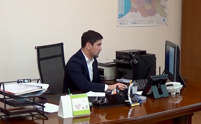გორის მერი კიდევ ერთ მრჩეველს იმატებს - ხინჩეგაშვილს, ორი თანაშემწე, ორი მოადგილე და ორი მრჩეველი აღარ ჰყოფნის