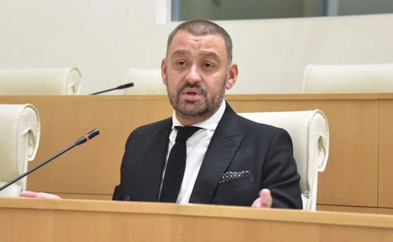 აქონდროპლაზიის დიაგნოზის მქონე ბავშვებისთვის ფული არ გვენენება - ბექა ოდიშარია