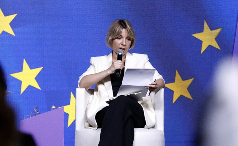 ოჯახის პატივისცემა ცოლისთვის სახელმწიფო ტყის ჩუქება ჰგონია, ღარიბაშვილი კონსერვატორი კი არა, კორუმპირებული კაცია - ლომჯარია