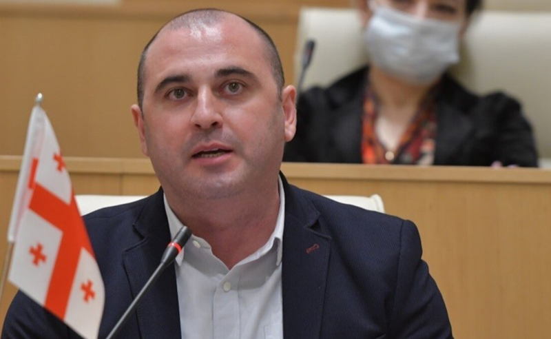 კომუნალურები დოლარის კურსის შესაბამისად უნდა შემცირდეს! - ენმ დავით ნარმანიას პარლამენტში დაბარებას აანონსებს