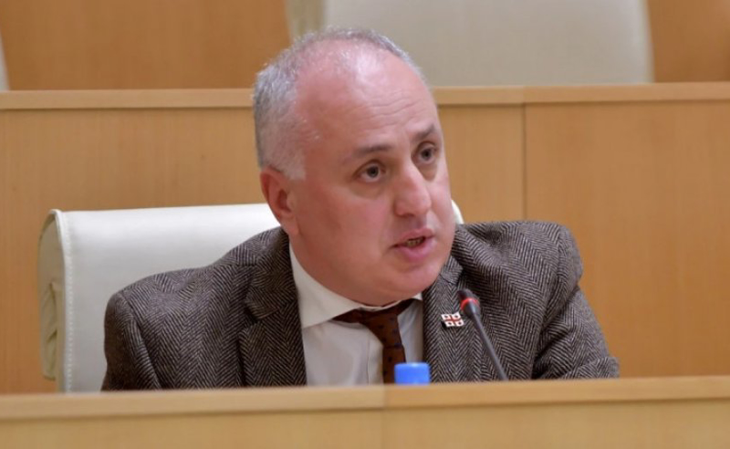 ფეხებზე მკიდია რუსულიც და ისეთი ევროპულიც, რაც ჩემს ქვეყანას ვნებს - ხუნდაძე