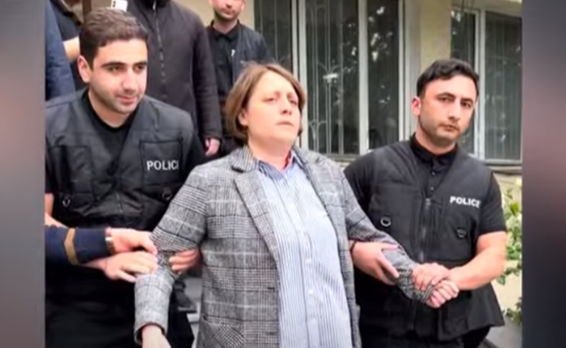ელენე ხოშტარიამ თელავის სასამართლოში გადაყვანაზე უარი განაცხადა 