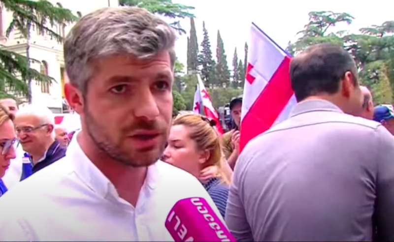 კობახიძე საზოგადოებას დასცინის... პოლულობს დროს, რომ გაირუჯოს - ირაკლი კუპრაძე