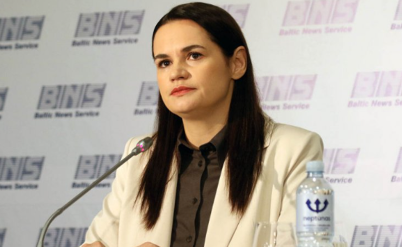 "ამაყი ქართველი ხალხი იმსახურებს, თავად გადაწყვიტოს მომავალი" - ტიხანოვსკაია ქართველებს 26 მაისს ულოცავს