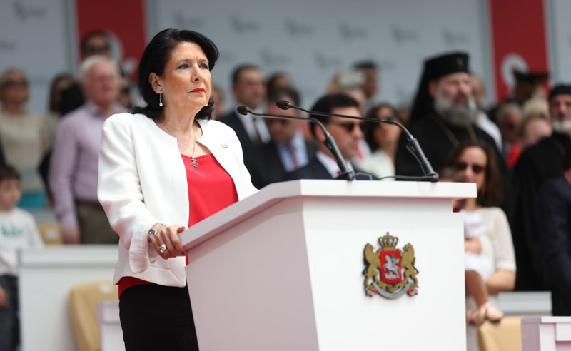 "ვერ გაიცნეს პრეზიდენტი"  - ზურაბიშვილის გუნდის პასუხი "ოცნებას" 