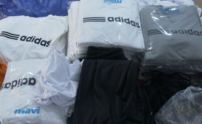 Adidas-ისა და Nike-ის სასაქონლო ნიშნით ტანსაცმელს ამზადებდნენ და ყიდდნენ - 2 პირი პასუხისგებაში მისცეს