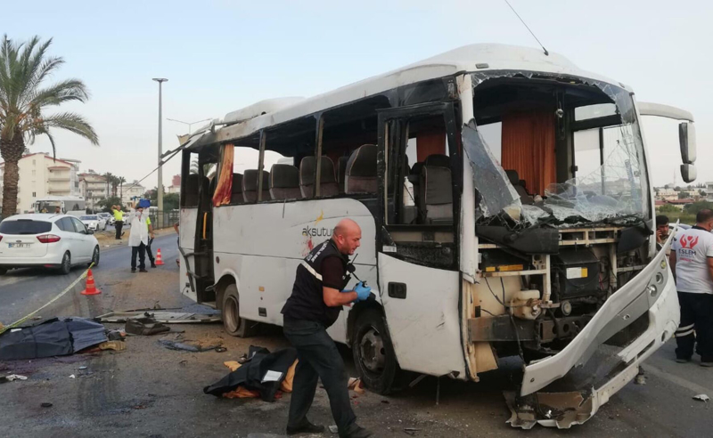 თურქეთში რუსი ტურისტებით სავსე ავტობუსი ავტოავარიაში მოყვა - არიან დაშავებულები