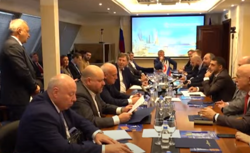 ფრენების შემდეგ  სახმელეთო კორიდორი - მოსკოვი საქართველოს გავლით ახალი გზის გაჭრას ითხოვს