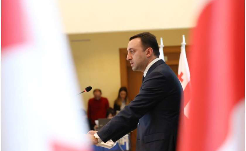 სიძულვილის ენა, ანტიდასავლური რიტორიკა და ღარიბაშვილის მიერ სპეცსამსახურების მხილება  - დაპირისპირების დღე პარლამენტში
