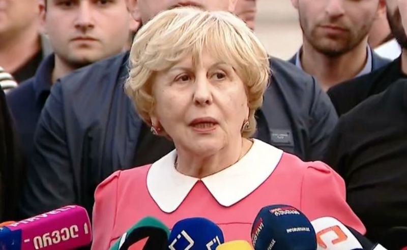 რეზექცია იუმორის სფეროა - გიული ალასანიას პასუხი კობახიძეს
