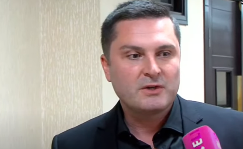 ედავებიან, თითქოს ინვესტორის ფული მიისაკუთრა, ოღონდ ეს  ივანიშვილის პოზიციაა - ბაჩიაშვილის ადვოკატი