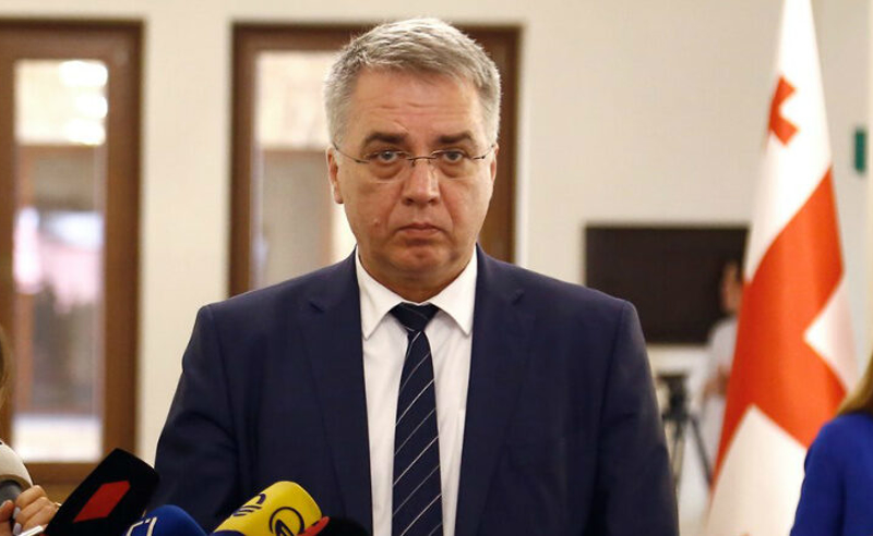 სერგეენკოსთვის სადეპუტატო უფლებამოსილების შეწყვეტას საპროცედურო კომიტეტმა მხარი დაუჭირა