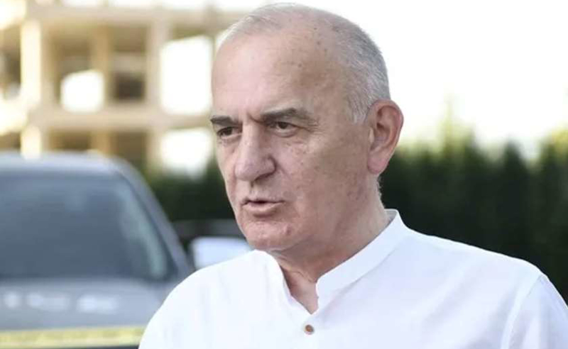 ჩალაძის ფანტაზიები ძალიან შორს მიდის, ერთი უსაქმური კაცია - ჩხაიძე