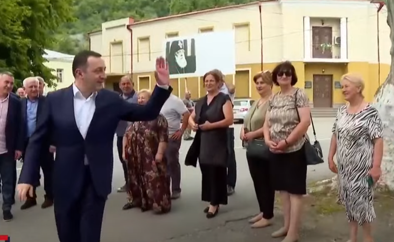 "ოცნების" ალტერნატიული რეალობა - ვინ ემადლიერება, სინამდვილეში, პრემიერს? 