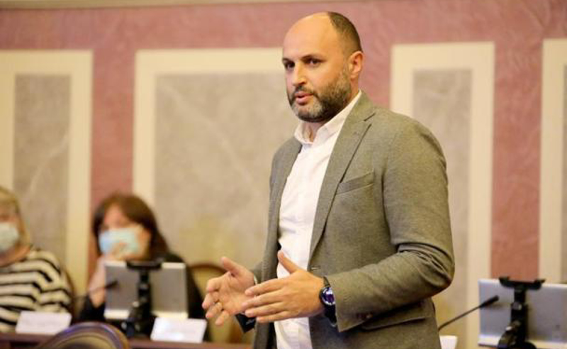 რუსი ოლიგარქი ივანიშვილი და მისი მთავრობა ყველაფერს აკეთებენ, რომ რუსეთს სანქციებიდან თავის არიდებაში დაეხმარონ - ნადირაძე