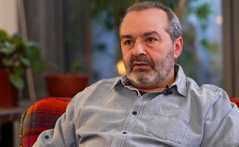 რუსმა მწერალმა ვიკტორ შენდეროვიჩმა საქართველოში არშემოშვების გამო სასამართლოს მიმართა