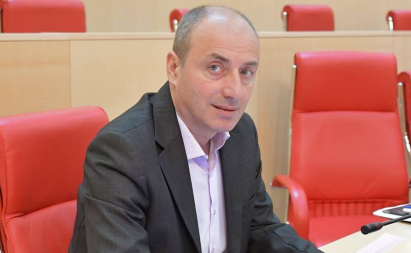 განსხვავება რა არის, ვინც შემოდის ავტომანქანით და გემით, ეს უნდა ახსნან - მაჭარაშვილი