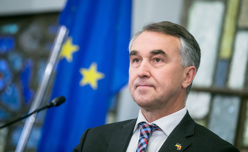 კრემლის ინტერვენციის ჰიბრიდული სცენარით, ქართველი ხალხი მზარდი პოლარიზაციის საფასურს იხდის - აუსტრევიჩუსი