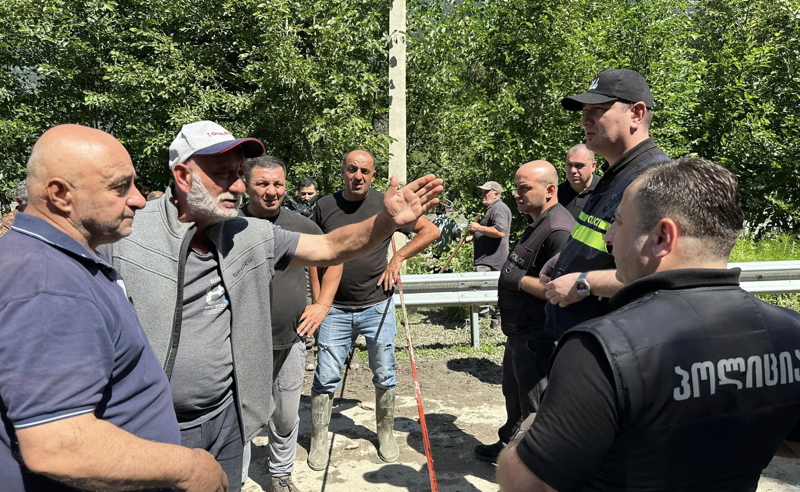 ხმაური და დაპირისპირება სოფელ გლოლთან - მოსახლეობა შსს-ს მუშაობით უკმაყოფილოა