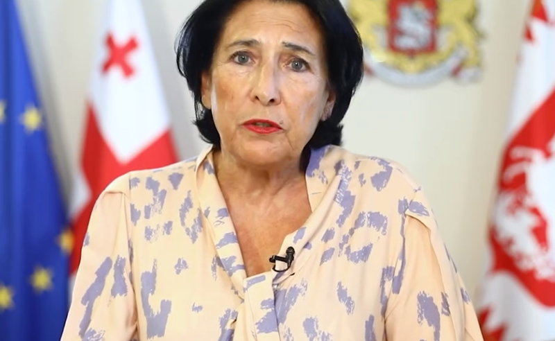 ჩვენ თქვენთან ერთად ვიქნებით თქვენი გამარჯვების დღეს - პრეზიდენტის მილოცვა უკრაინელებს