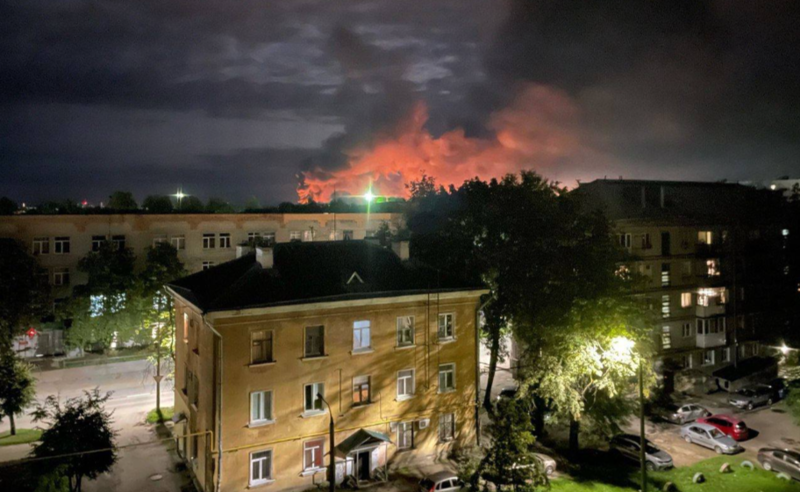 რუსეთი ცეცხლის ალში - დრონების სამიზნე ერთდროულად 6 ქალაქი გახდა
