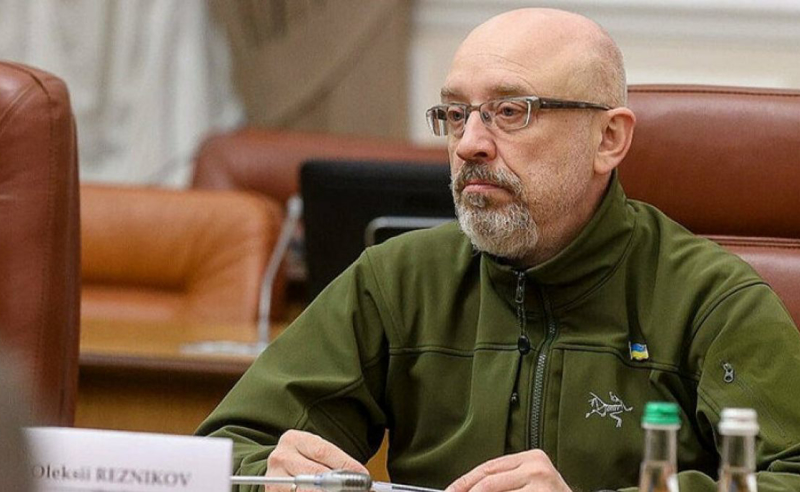 უკრაინის რადამ უკრაინის თავდაცვის მინისტრის თანამდებობიდან ოლექსი რეზნიკოვის გათავისუფლებას მხარი დაუჭირა 