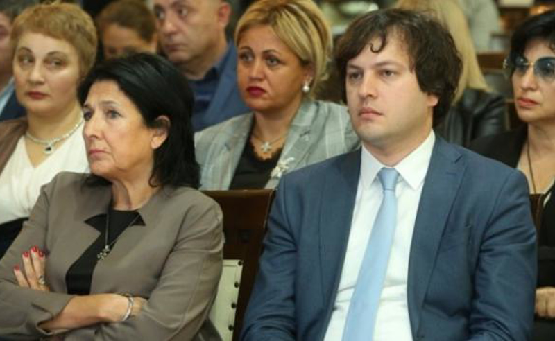 პრეზიდენტს არაკონსტიტუციური ვიზიტისთვის ბიუჯეტის ხარჯი რომ გაეწია, ეს იქნებოდა სისხლის სამართლის დანაშაულიც - კობახიძე