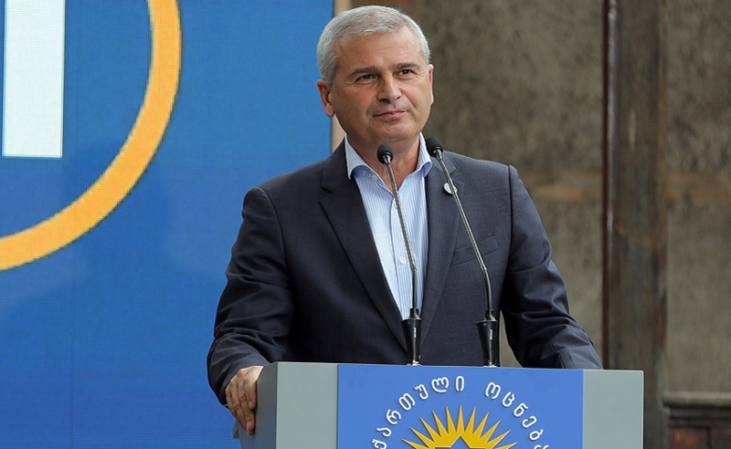 ადამიანმა წინაპრის საფლავი მონახულა, ამაზე უნდა ავტეხოთ საერთაშორისო სკანდალი? - ქადაგიშვილი