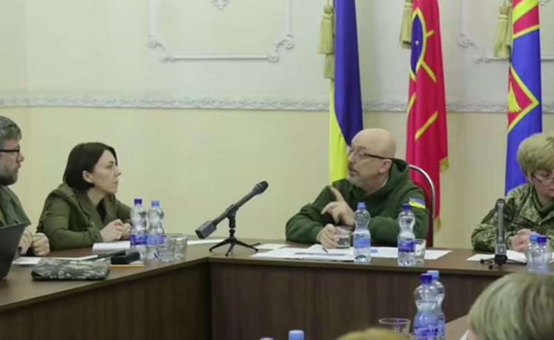 უკრაინის მინისტრთა კაბინეტმა ყოფილი თავდაცვის მინისტრის მოადგილეები გაათავისუფლა 