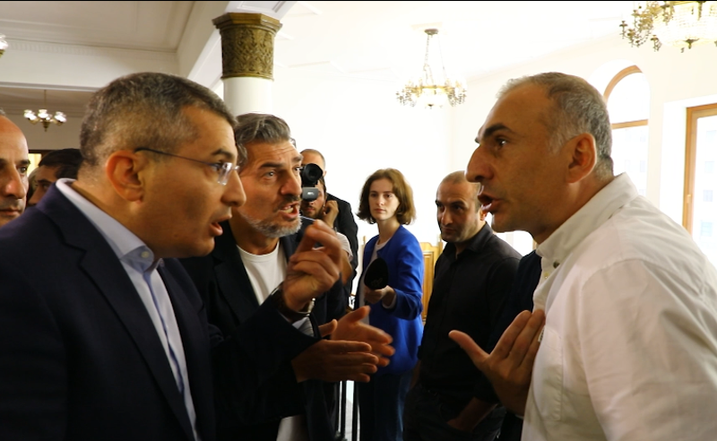 რა იცი ბიჭო, აგენტი რომაა, დადე მტკიცებულება! - დაპირისპირება მდინარაძესა და ელისაშვილს შორის