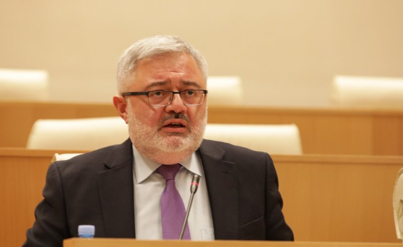 რომელი განაჩენი ედოთ მაგიდაზე, როცა ხაზარაძე-ჯაფარიძის ანგარიშები დაყადაღდა?! ფარცხალაძის გამო ჰაერში ავარდით და ჩამოვარდით - უსუფაშვილი