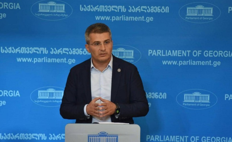 ეროვნულ ბანკში რუსული კავშირები რომ იყოს, დღესვე ჩამოშლიდნენ ბანკს - მდინარაძე 