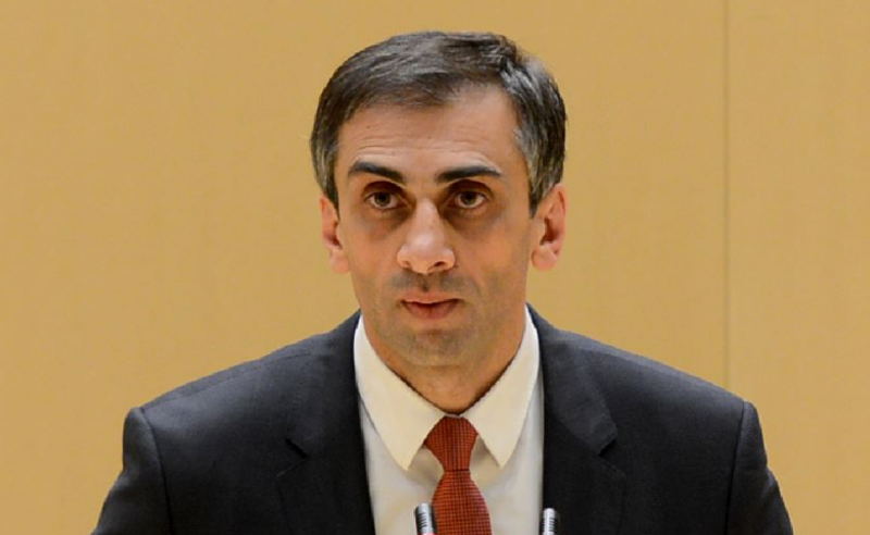 იურისტებსაც უჭირთ პრეზიდენტის დაცვა - გიორგი კახიანი