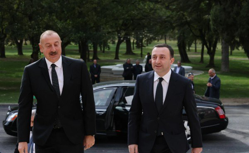 ინფრასტრუქტურული პროექტები და საქართველო, როგორც მედიატორი აზერბაიჯანსა და სომხეთს შორის - რაზე ისაუბრეს ღარიბაშვილმა და ალიევმა 
