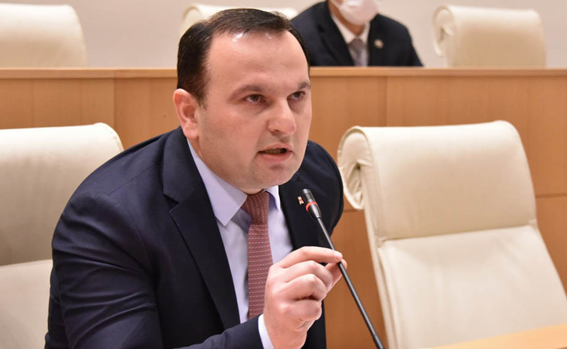 გამტყუნდა და „კონსტიტუციის მამა“ დამარცხდა, ამას არ დაუშვებს - მანჯგალაძე