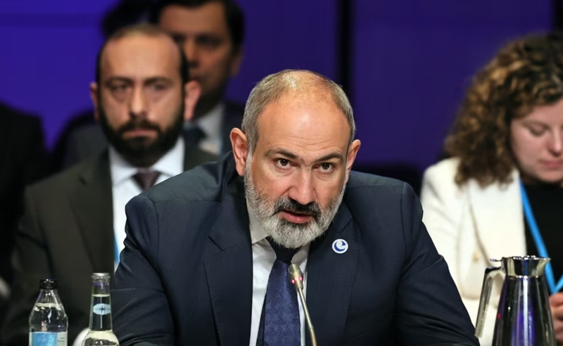 გზები ორ ჩვენ მეზობელთან დაკეტილია, რაც ცხადად აჩვენებს ურთიერთობებში დღეს არსებულ სირთულეებს - ფაშინიანი