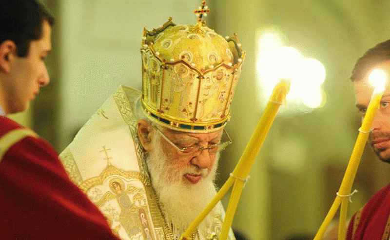 შევთხოვთ ყოვლადწმინდა სამებას, მშვიდობა მოანიჭოს წმინდა მიწას - ილია II