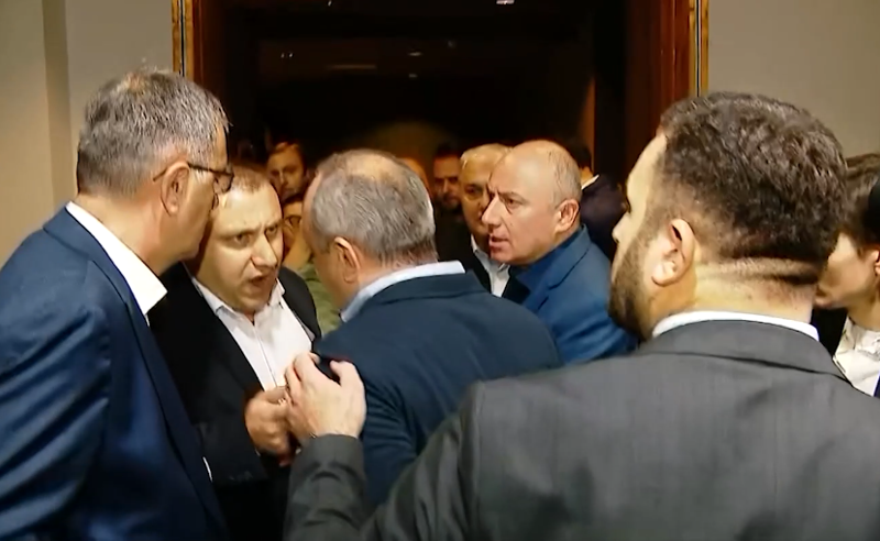 "რუსები ნუ მელაპარაკებით,“ "ასარევად ხარ მოსული" - ჩხუბი და დაპირისპირება ცესკოს პრეზენტაციაზე