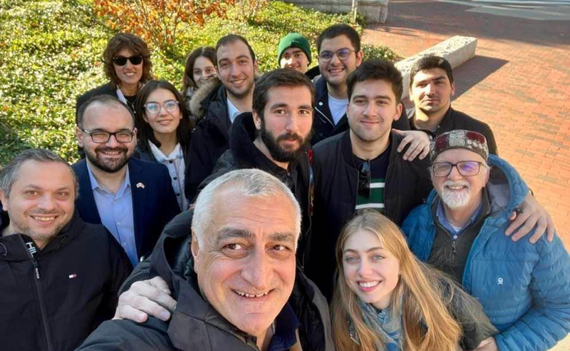 მამუკა ხაზარაძის ვიზიტი აშშ-ში - "ლელოს" ლიდერი ქართველ სტუდენტებს შეხვდა