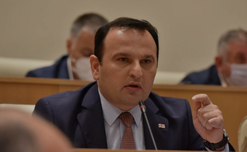 თუ შეუსრულებელი რეკომენდაციების გამო სტატუსს არ მოგვცემენ, აიღებთ პასუხისმგებლობას? - მანჯგალაძე "ოცნებას" 