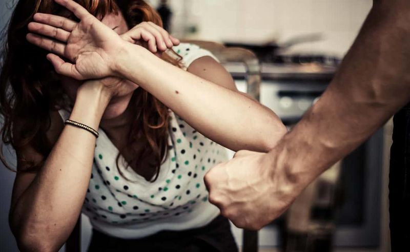 ოჯახში ძალადობის მსხვერპლი 9 თვეში 5 920 ადამიანი გახდა - შსს