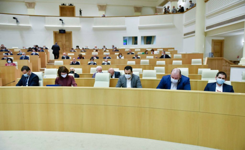 ეუთო/ოდირის დასკვნა "კარვების კანონთან" დაკავშირებით - რას ურჩევენ "ოცნებას" საპარლამენტო ოპოზიციის წევრები