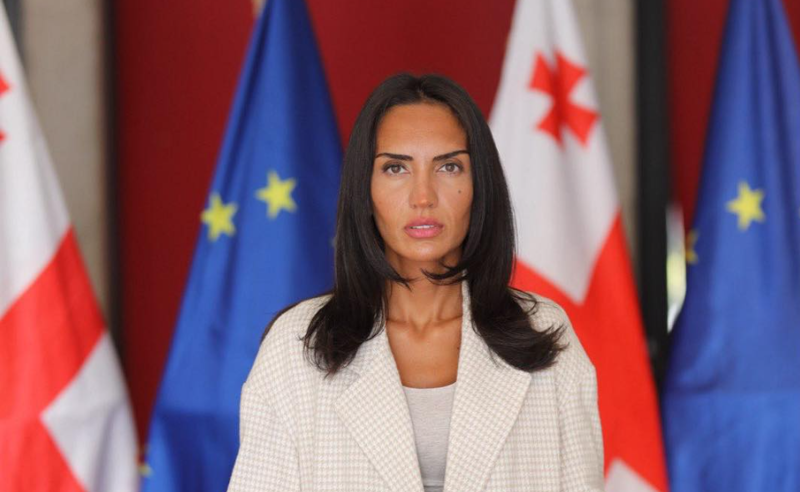 ემიგრანტების ერთობას შეუძლია, დაამარცხოს რუსული რეჟიმი - სოფო ჯაფარიძე აშშ-ში გაემგზავრა