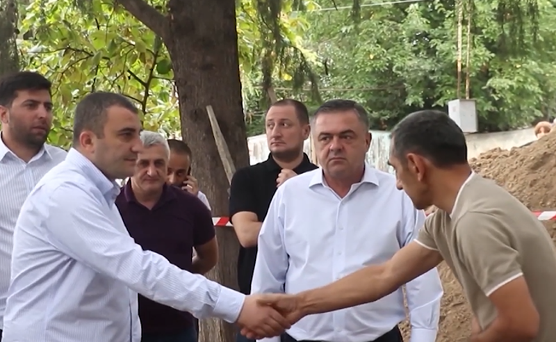 ბოლნისის მერი სავარაუდო კორუფციულ სკანდალში ეხვევა - რას ამბობს დავით შერაზადაშვილი "პირველებთან"