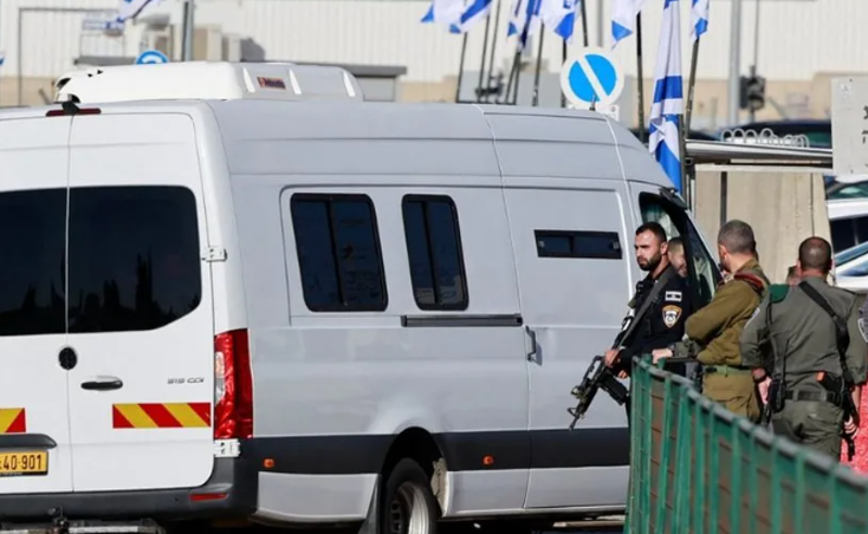 ისრაელმა 39 პალესტინელი პატიმარი გაათავისუფლა - BBC
