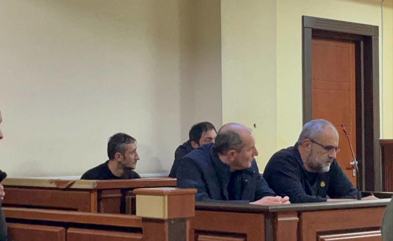 "არ ვაღიარებ განზრახ მკვლელობის მცდელობას" - პოლიციელისა და სამოქალაქო პირის დაჭრის საქმეზე დაკავებული ნოდარ ვაშაკიძე