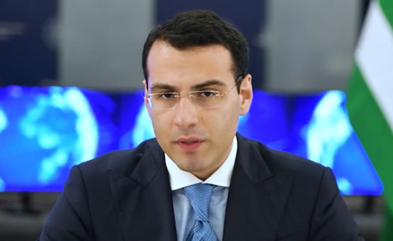 აშშ ღიად ცდილობს, რომ საქართველოსა და აფხაზეთს შორის მეორე ფრონტი გაჩაღდეს - არძინბა 