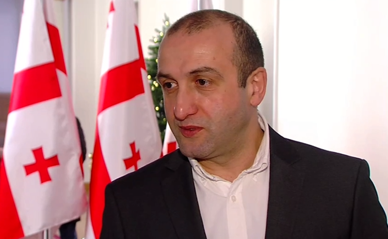 ვგულშემატკივრობ, რომ ეს კაცი გამოჩნდეს ქართულ პოლიტიკაში - ხვიჩია ივანიშვილზე
